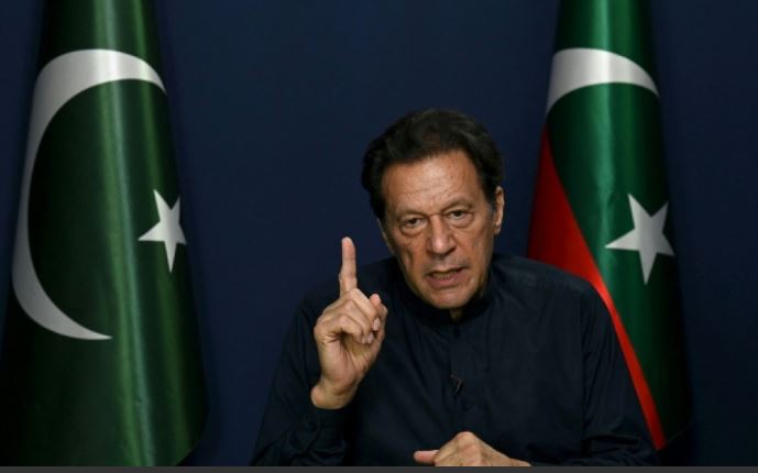 Pakistan Perintahkan Pemindahan Mantan PM Khan dari Penjara ke Rumah Sakit